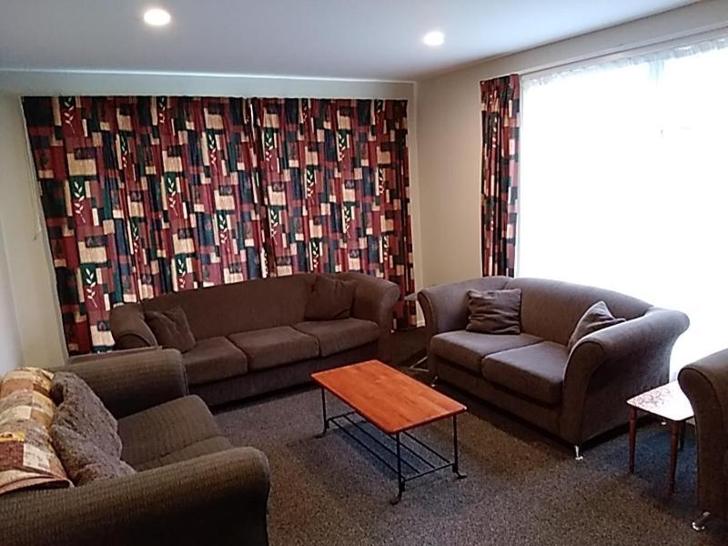 Accommodation Fiordland -The Three Bedroom House At 226A Milford Road Te Anau Exterior foto